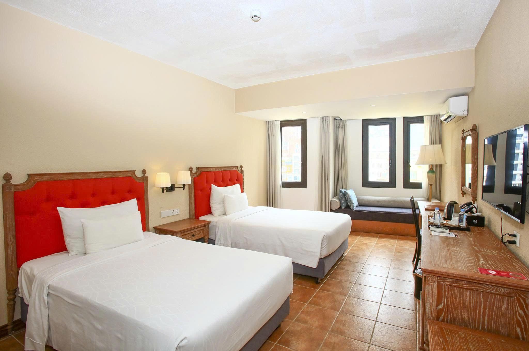 Superior Twin Non-Smoking