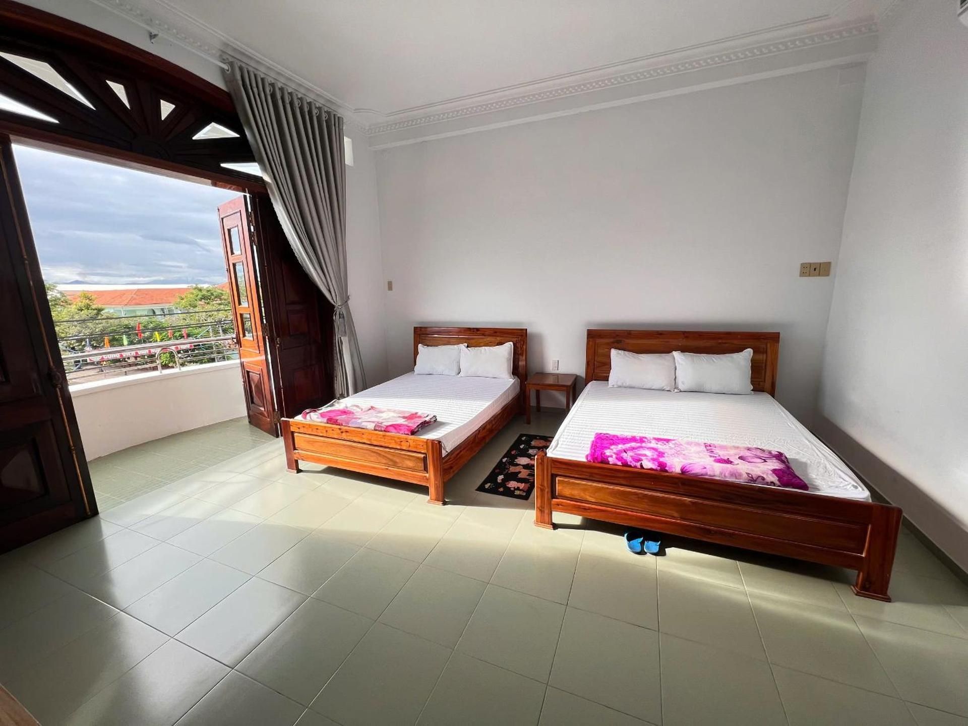 Junior Suite with Balcony