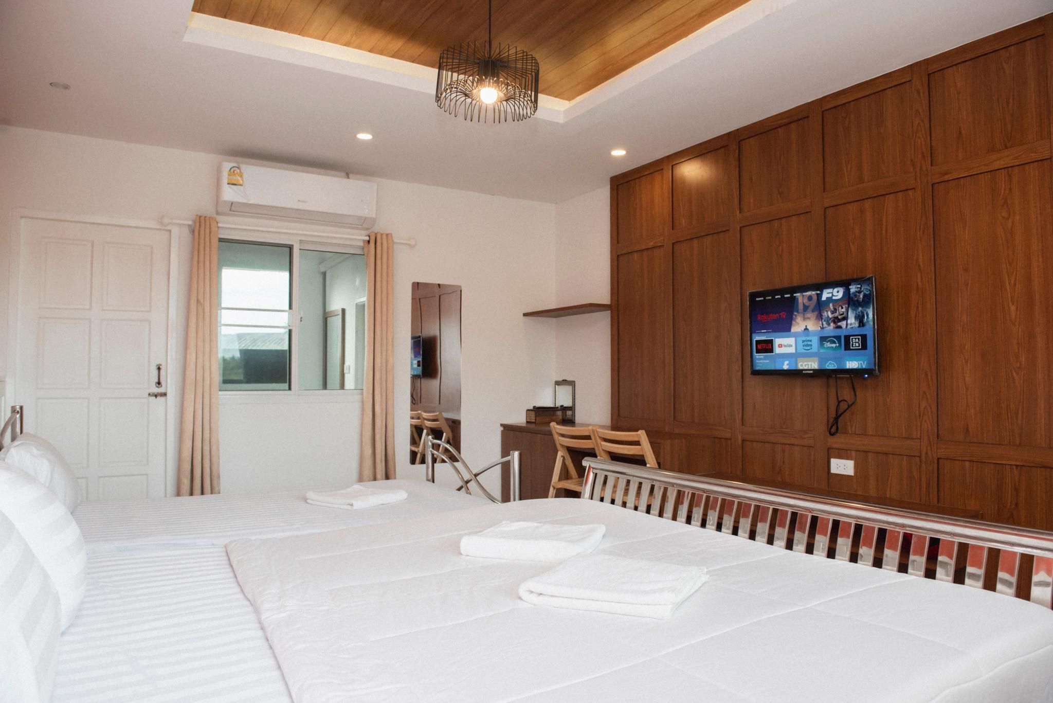 Family 2 Bedroom for 3 Person