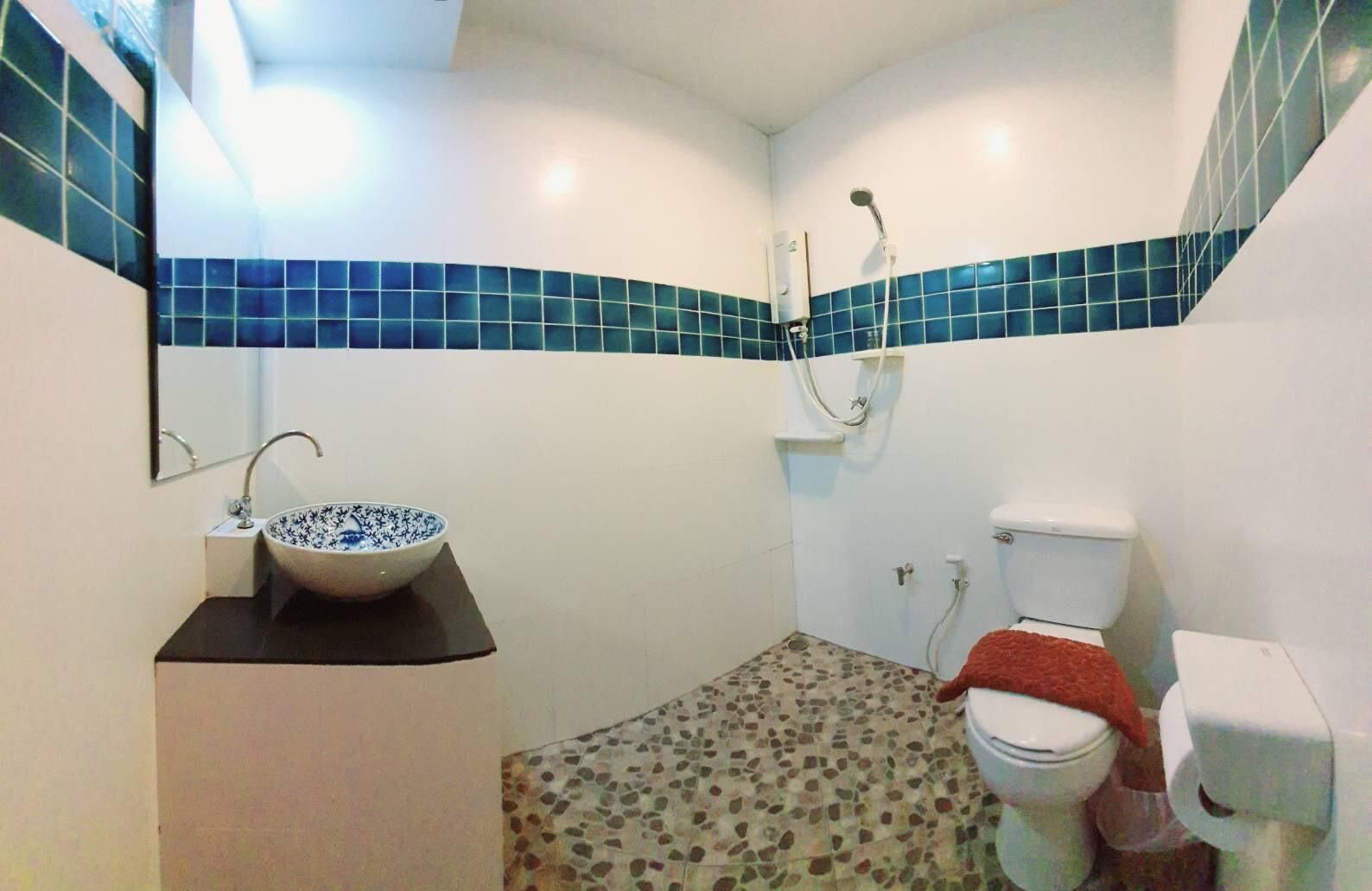 Baan Saranrom Standard King Bed Air Conditioning