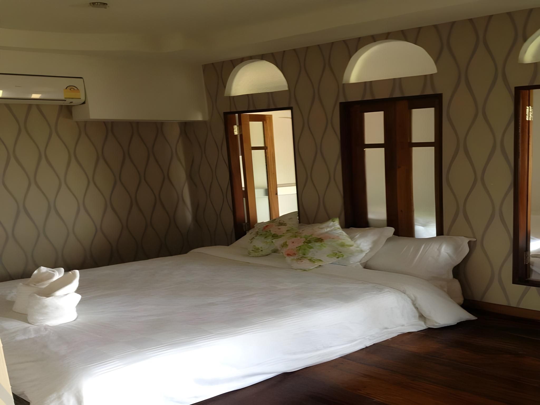 At Casa Guesthouse Amphawa Family 2