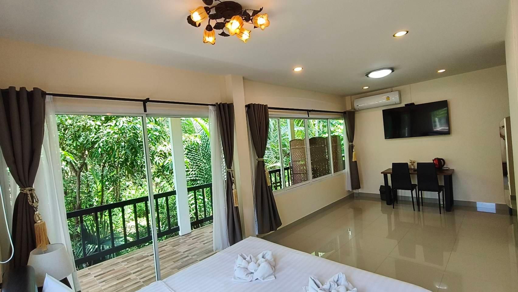 Baan Sara Boutique Resort  Family Room 2