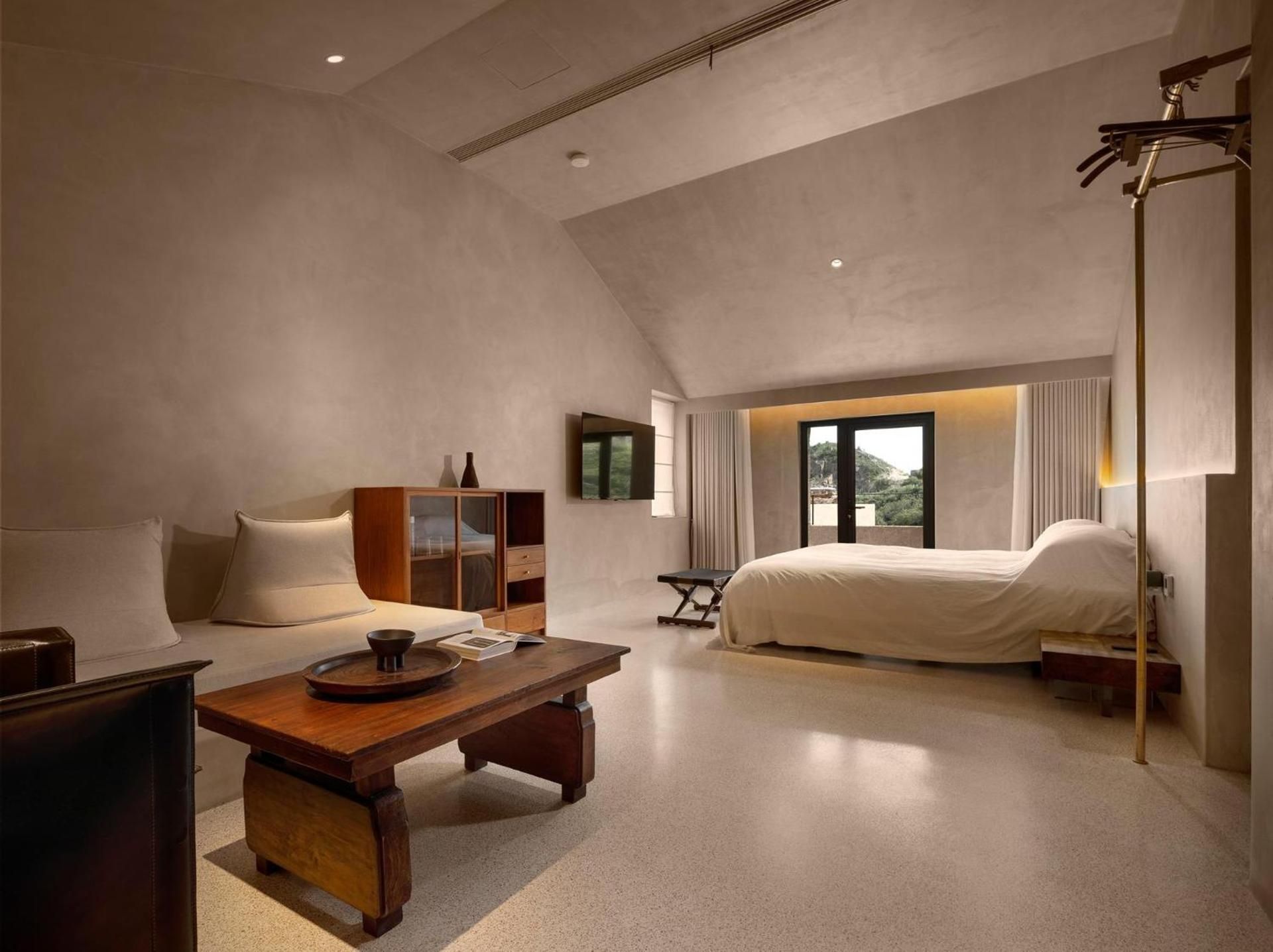 Deluxe Suite with Sea View