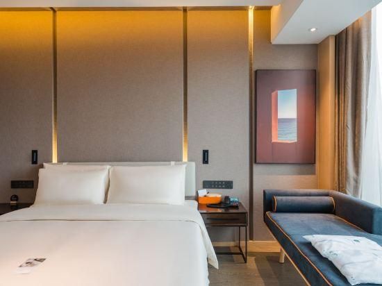 Executive room, Guest room, 1 Queen