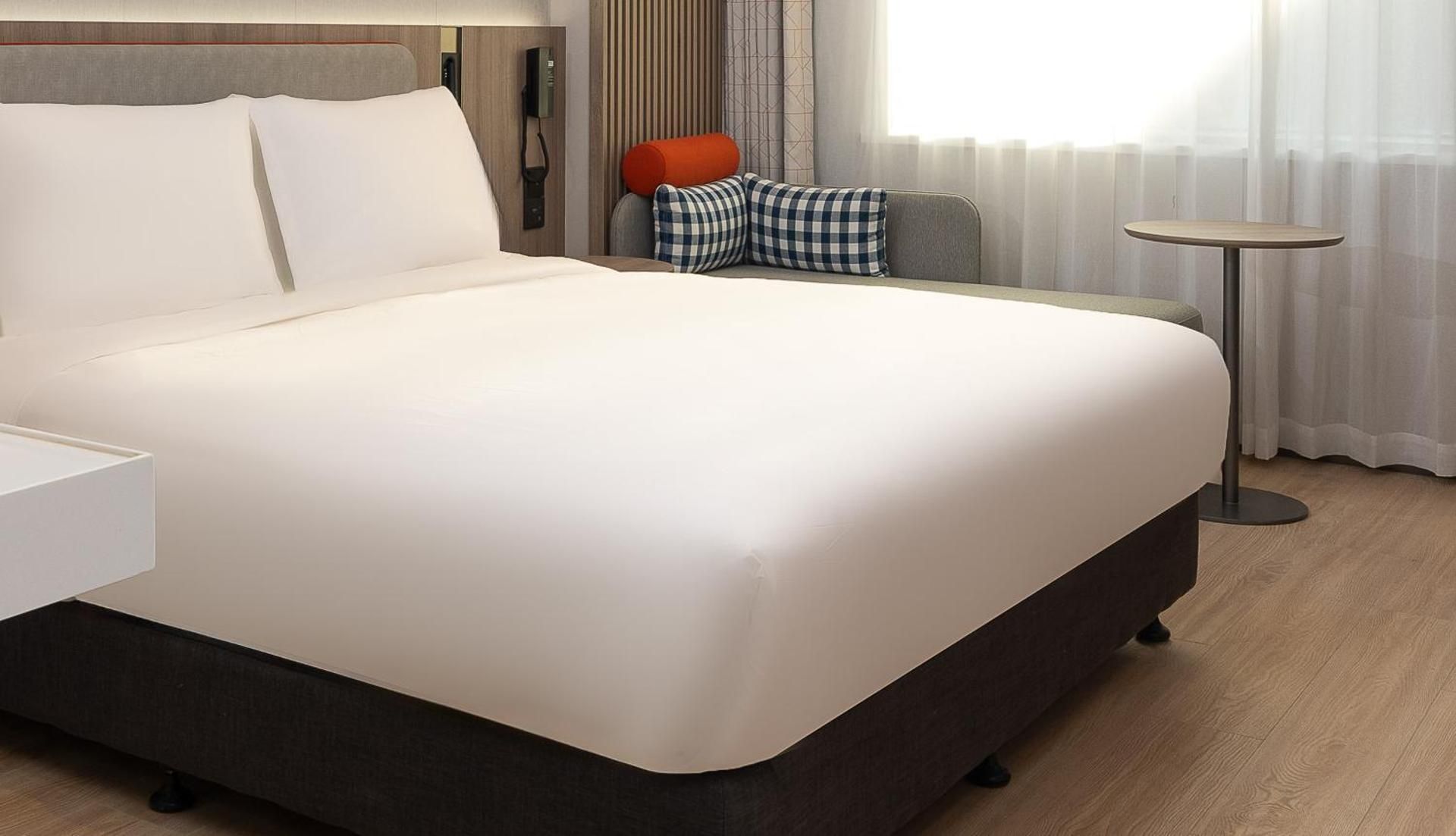 Standard King Room - Accessible
