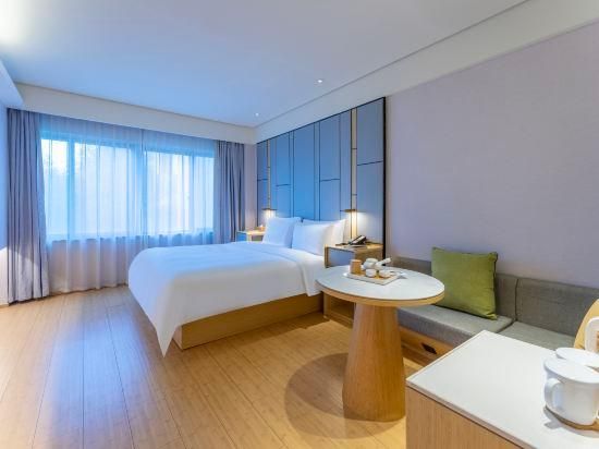 Huazhu - Superior BedRoom