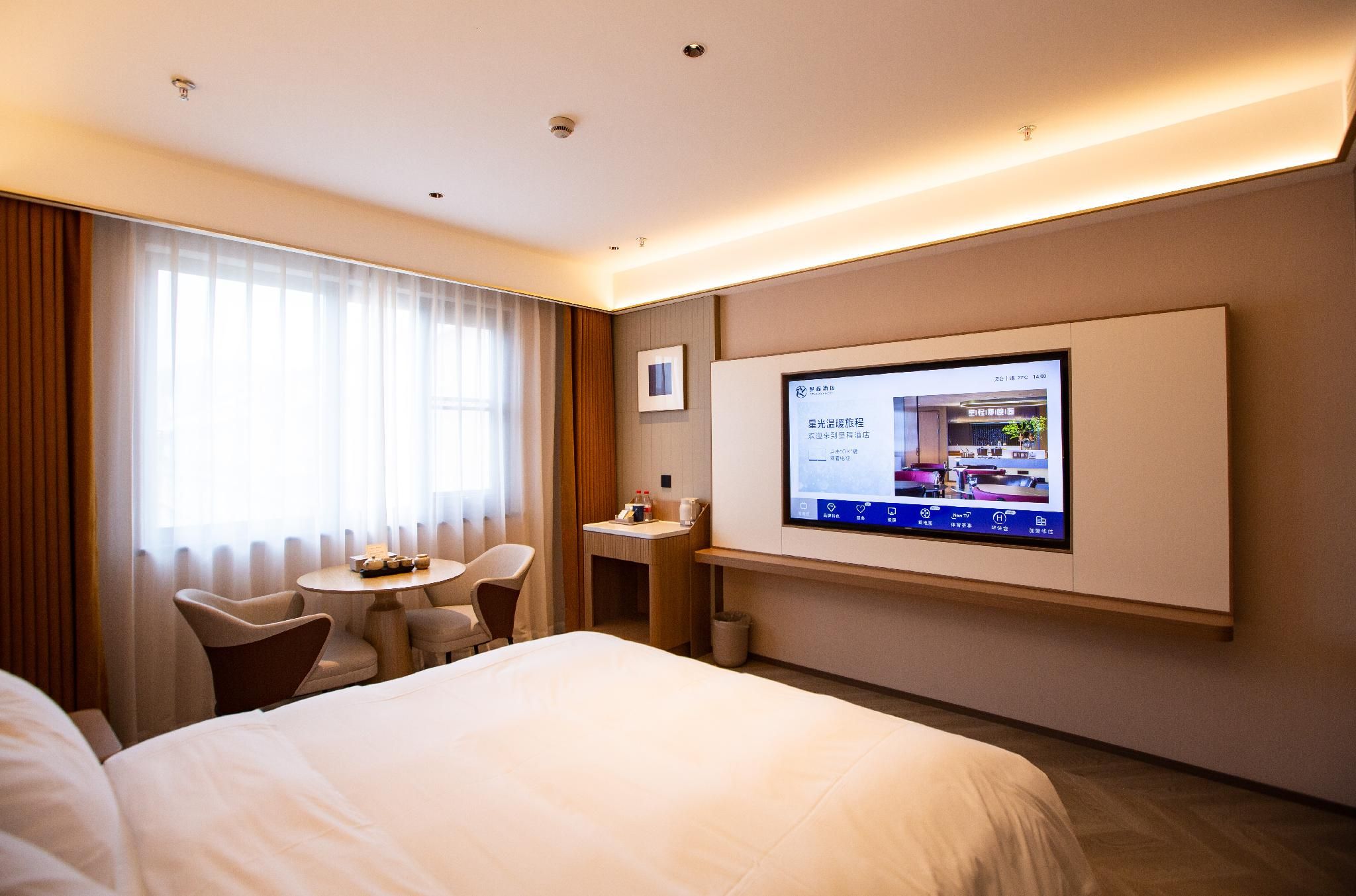 Business Queen Bed Room