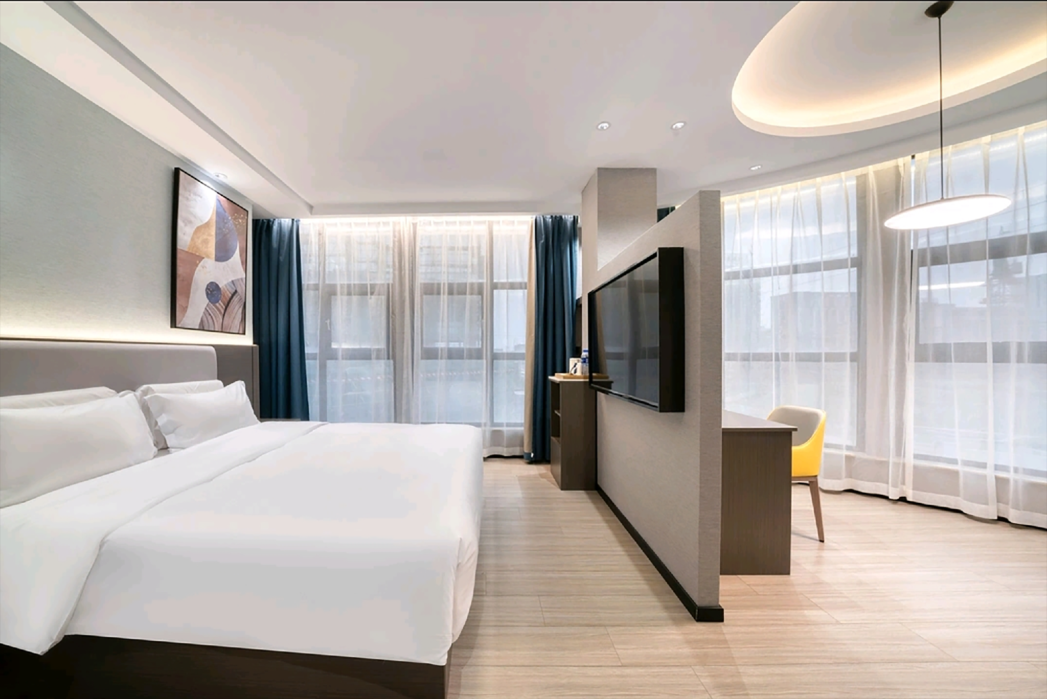 Business Queen Bed Room