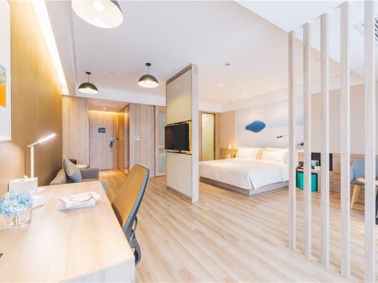 Double Room with View