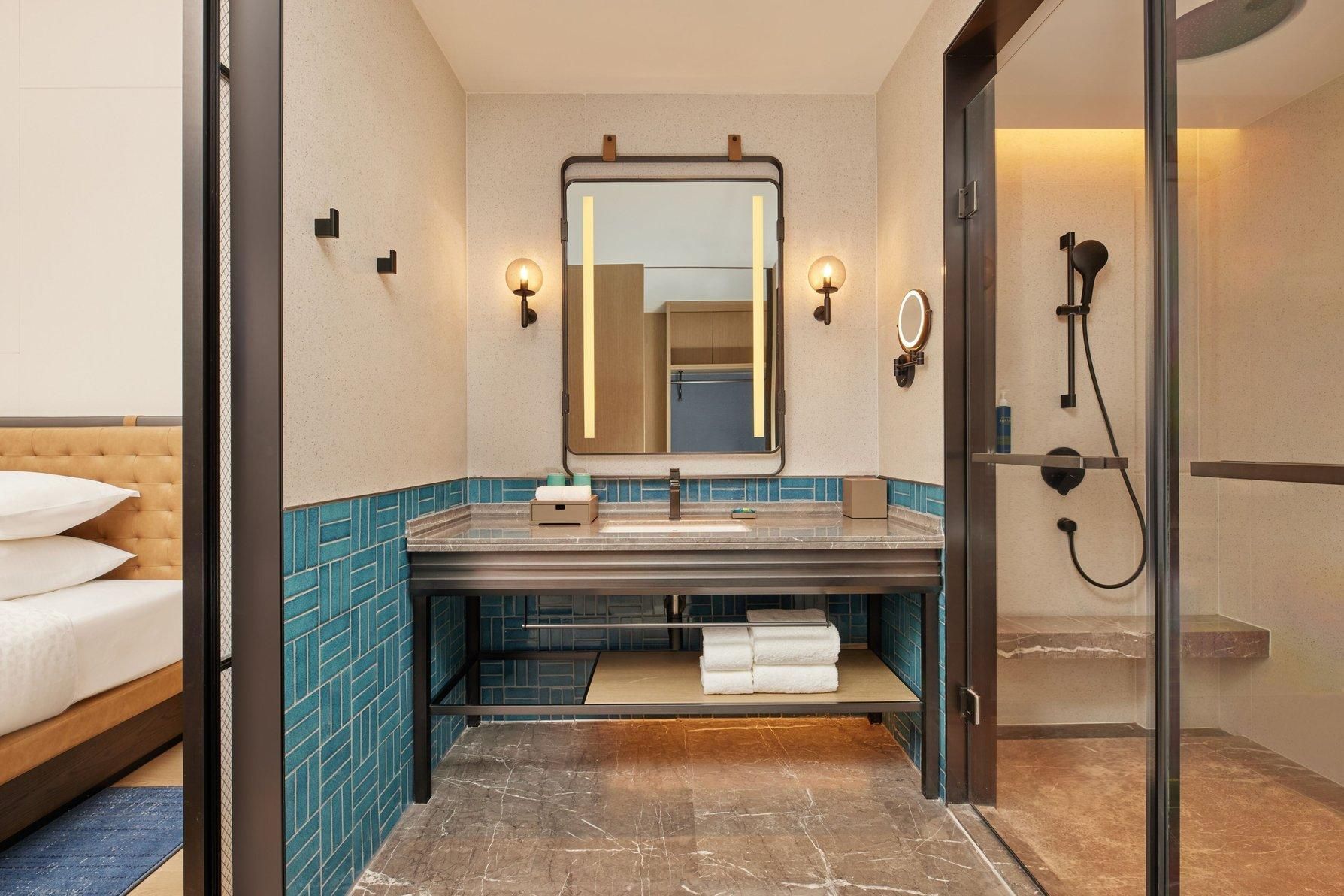 Superior Double, Guest room, 2 Double, City view