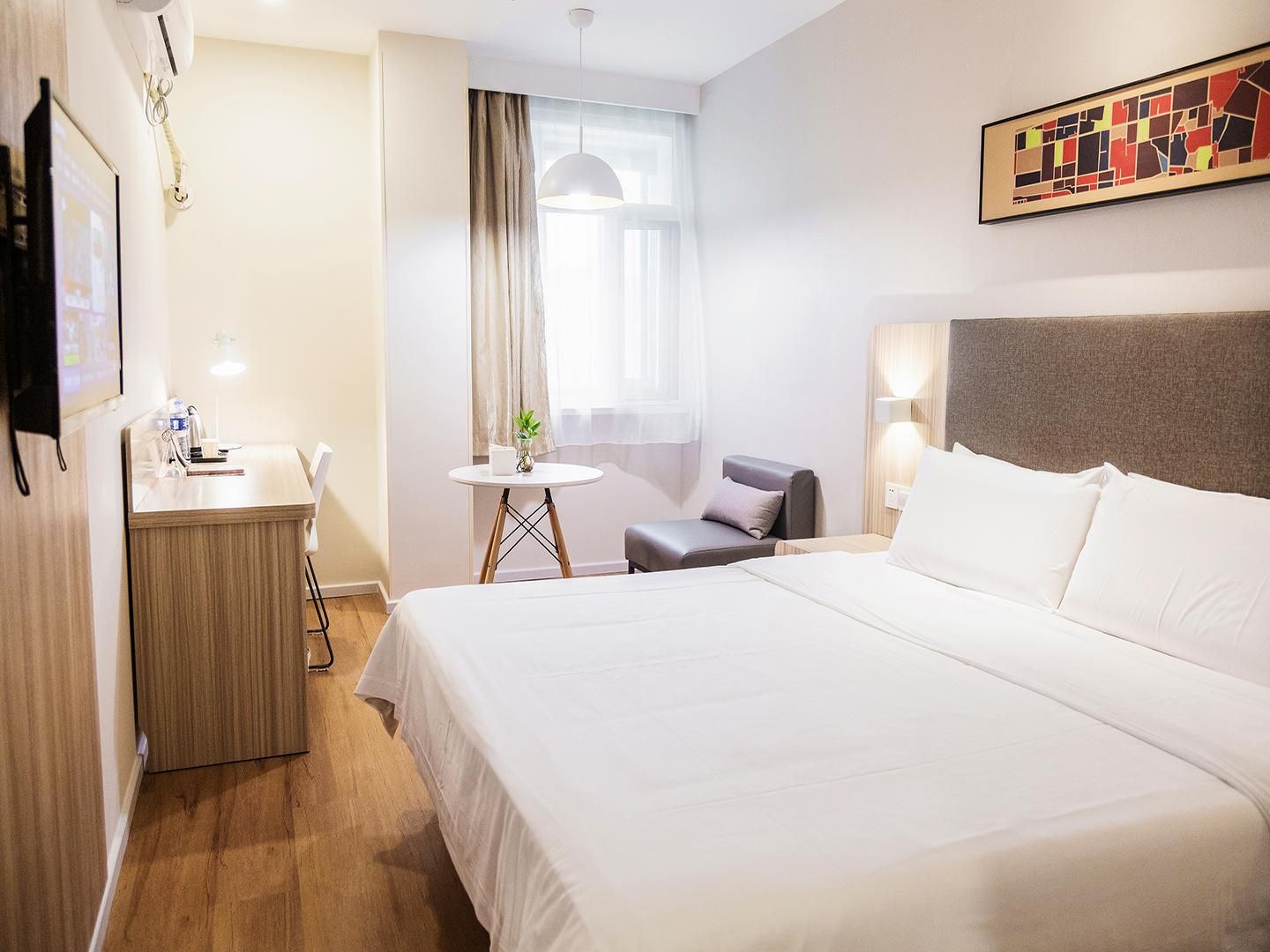 Huazhu - Superior BedRoom