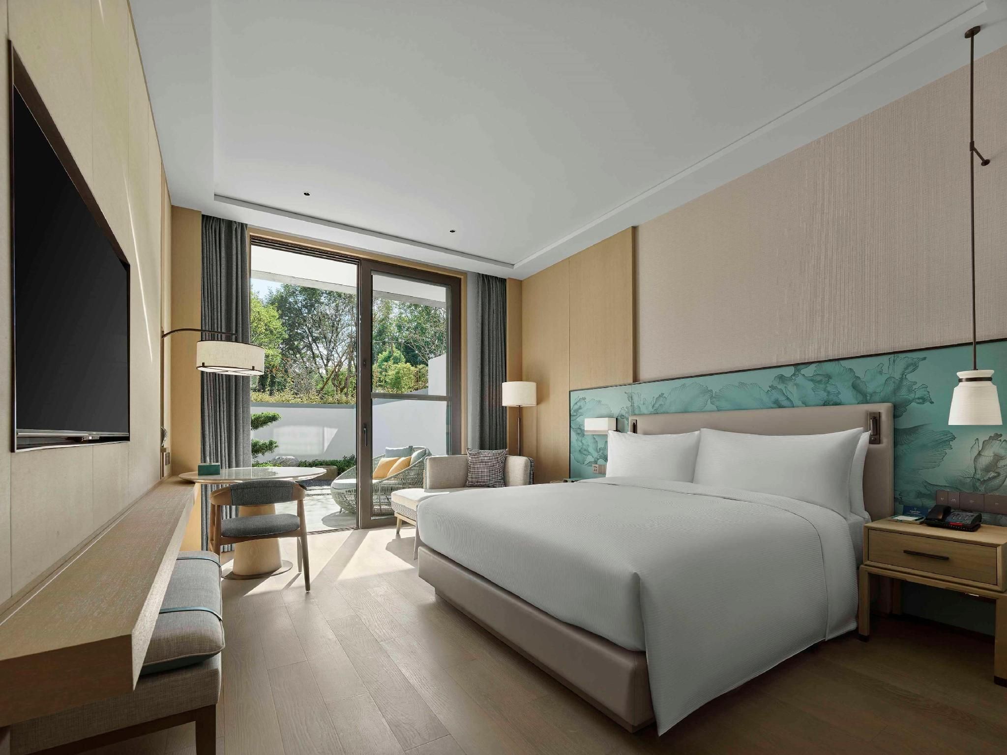 King Deluxe Room With Garden