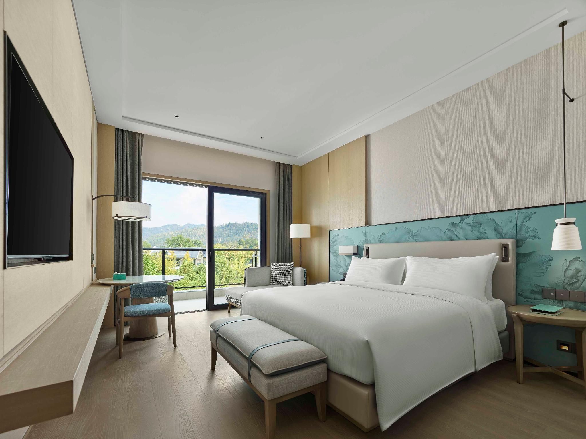 King Guest Room