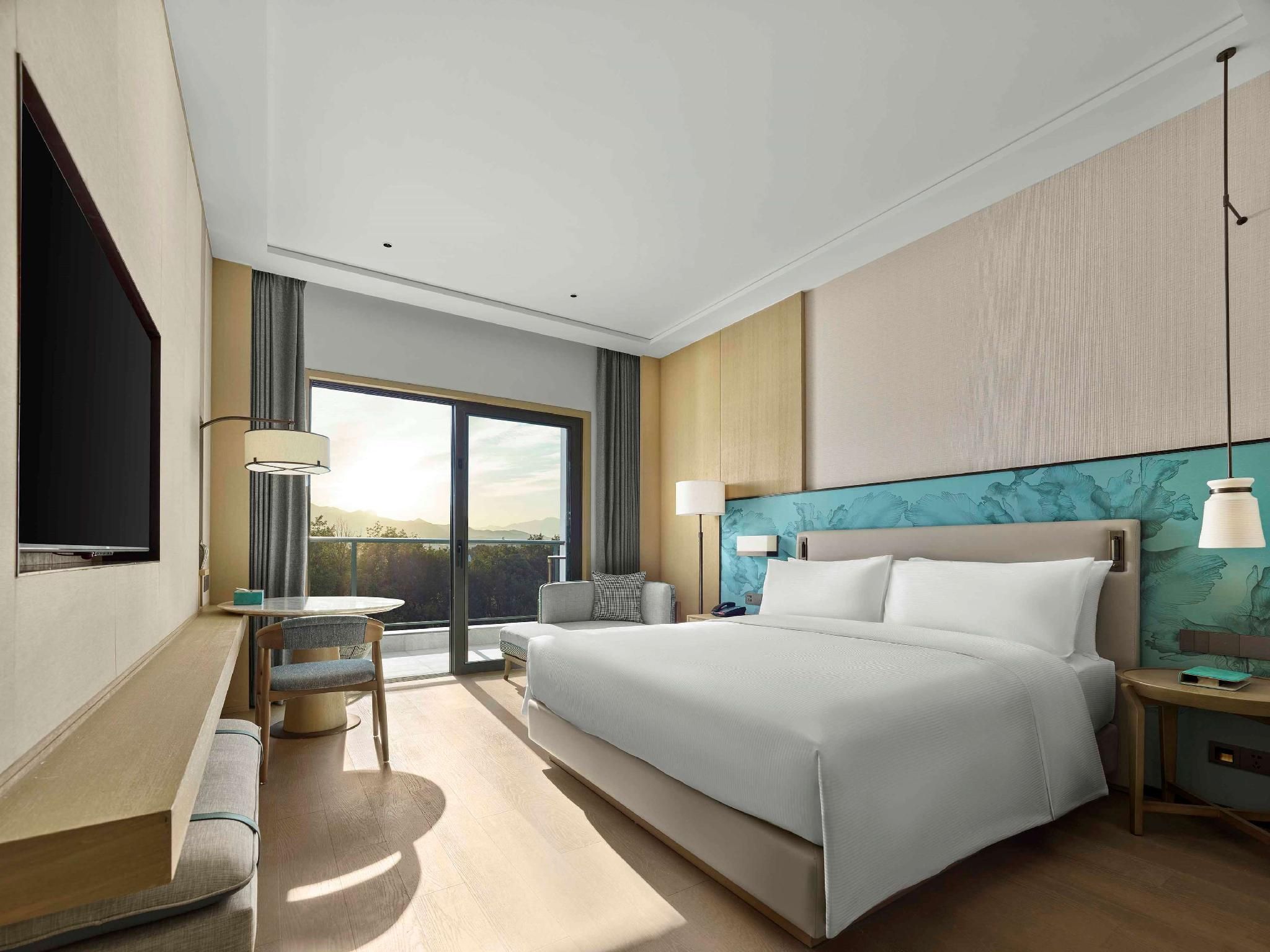 King Guest Room High Floor