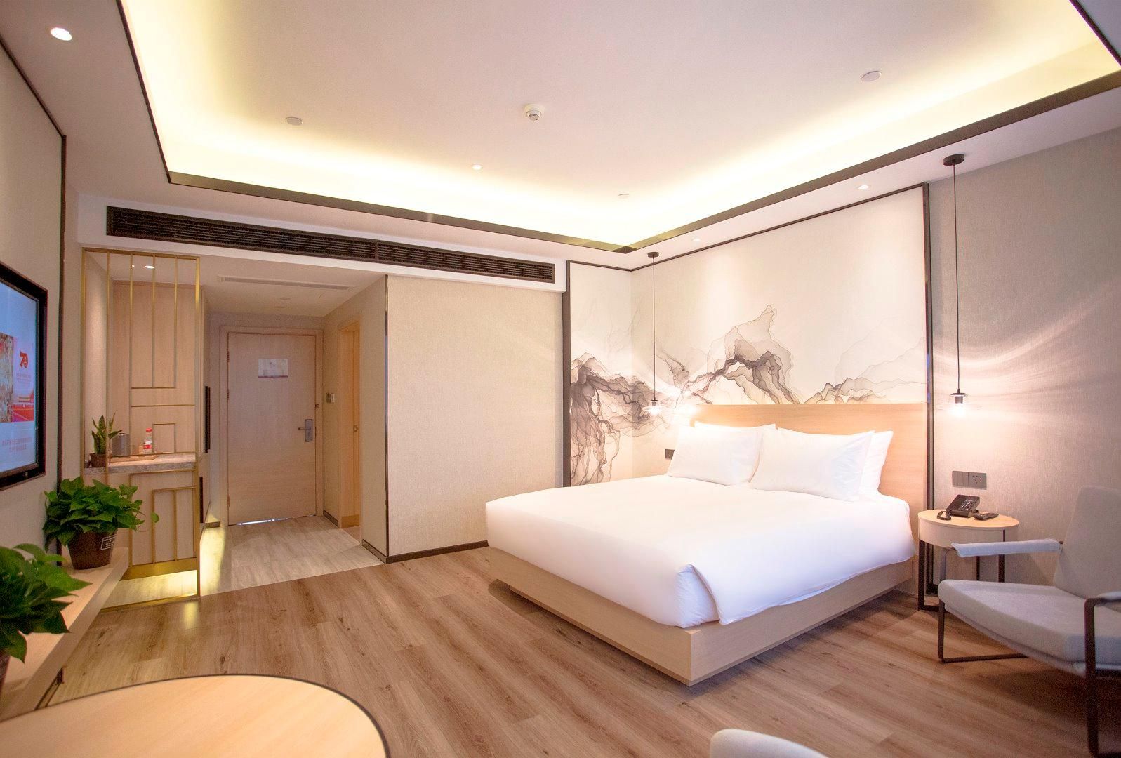 Huazhu - Executive Bed Room