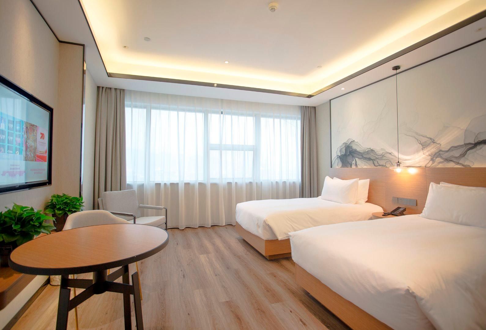 Huazhu - Executive Twin Room