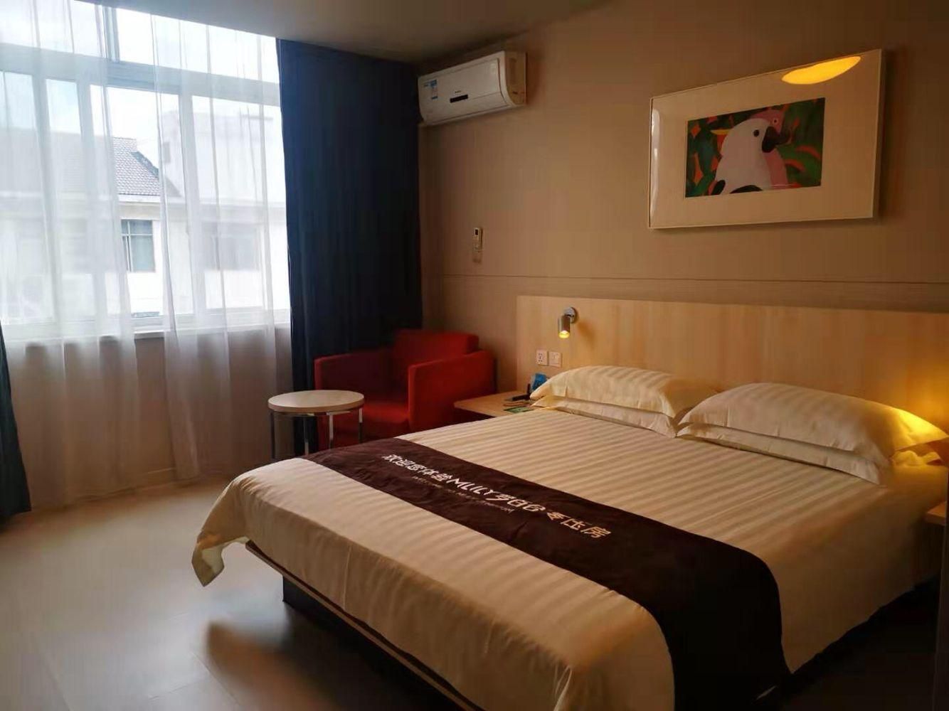Business Standard Room A