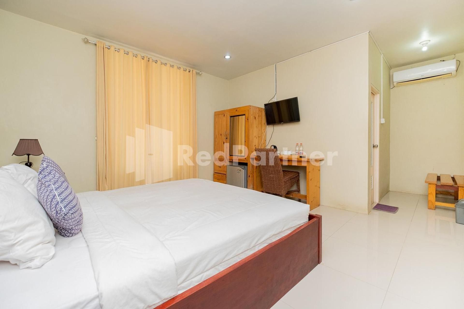 Economy Twin Room