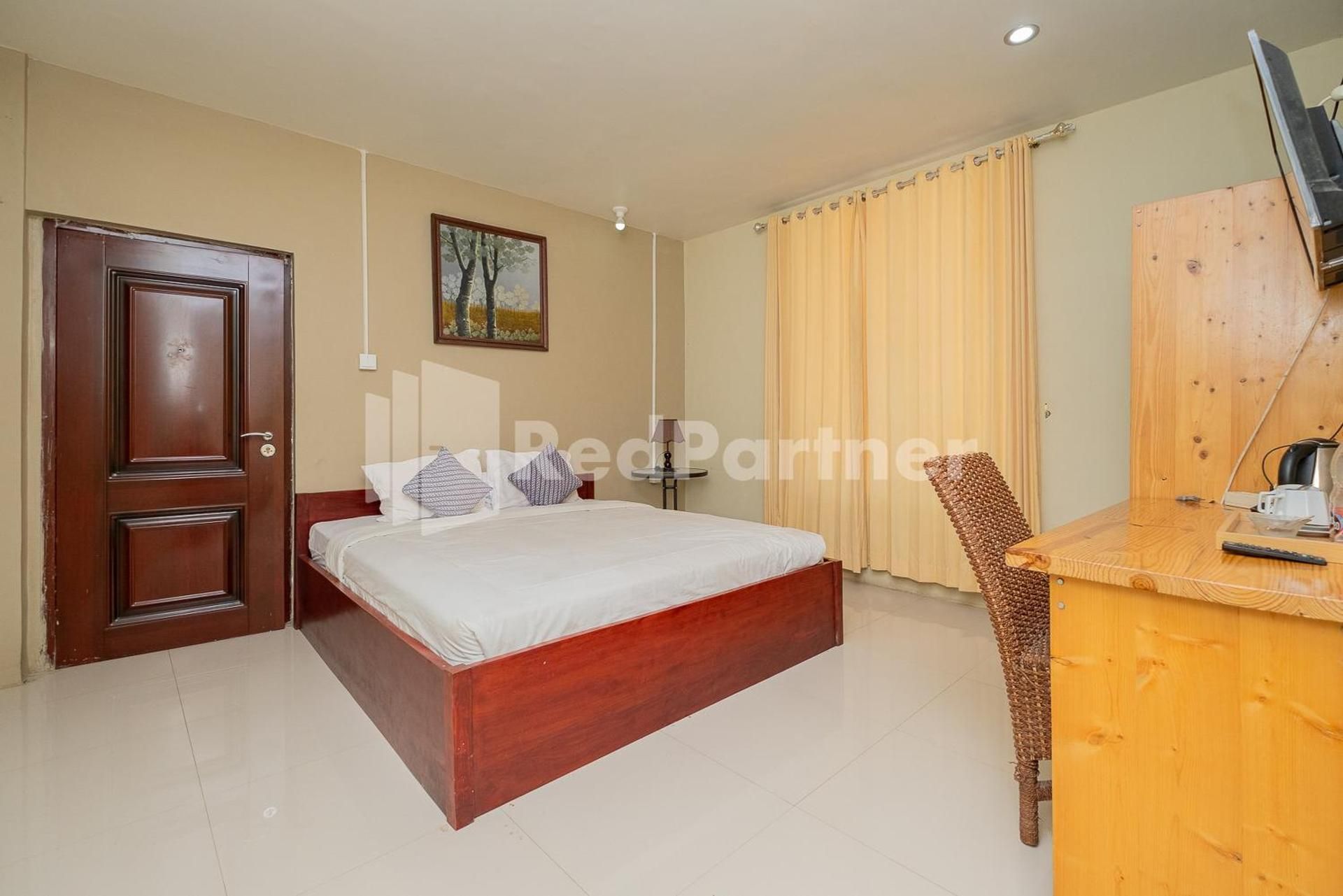Economy Twin Room