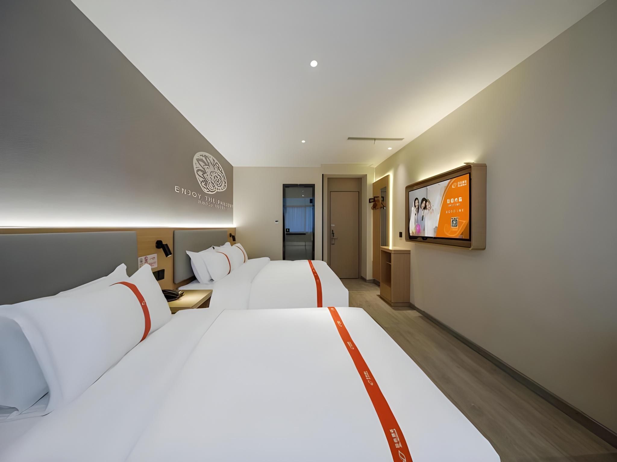 GTI - Deluxe Fashion Twin Room
