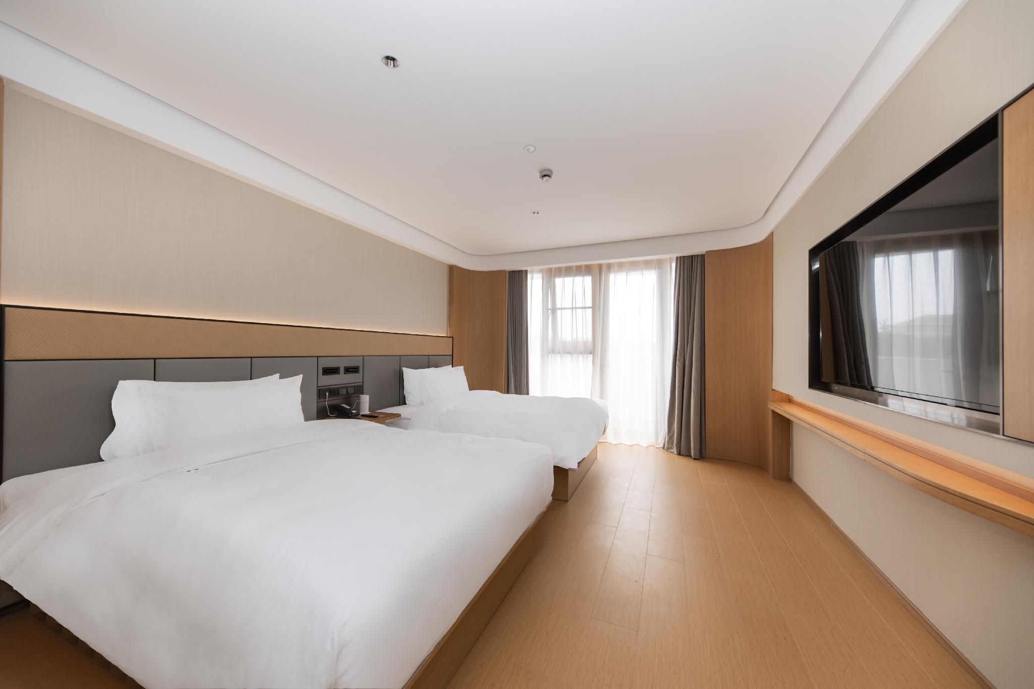 Huazhu - Business Twin Room