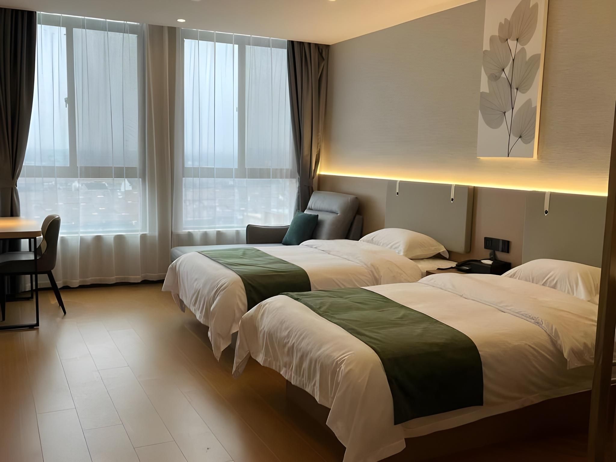 Twin Deluxe Room