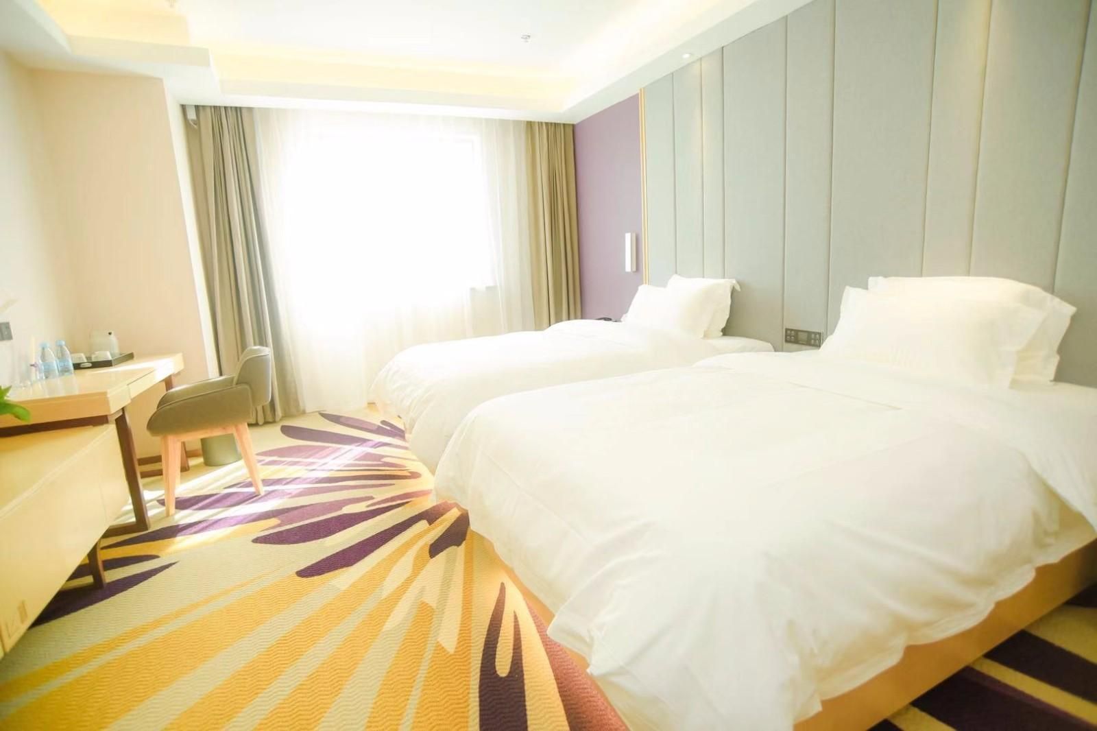 Twin Deluxe Room