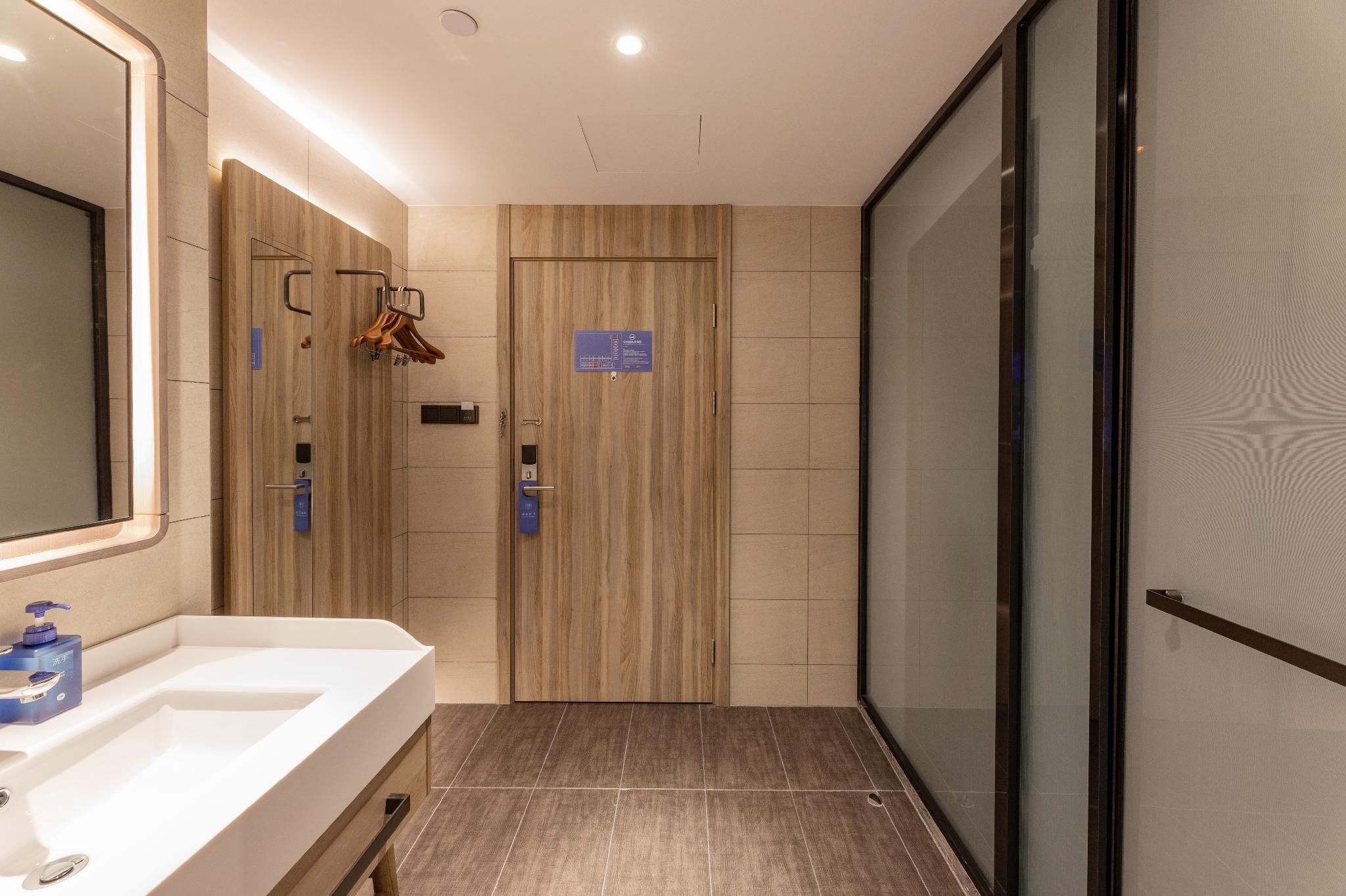 Hanting Premium Hotel Taizhou Wanda Plaza Huazhu - Superior BedRoom 3