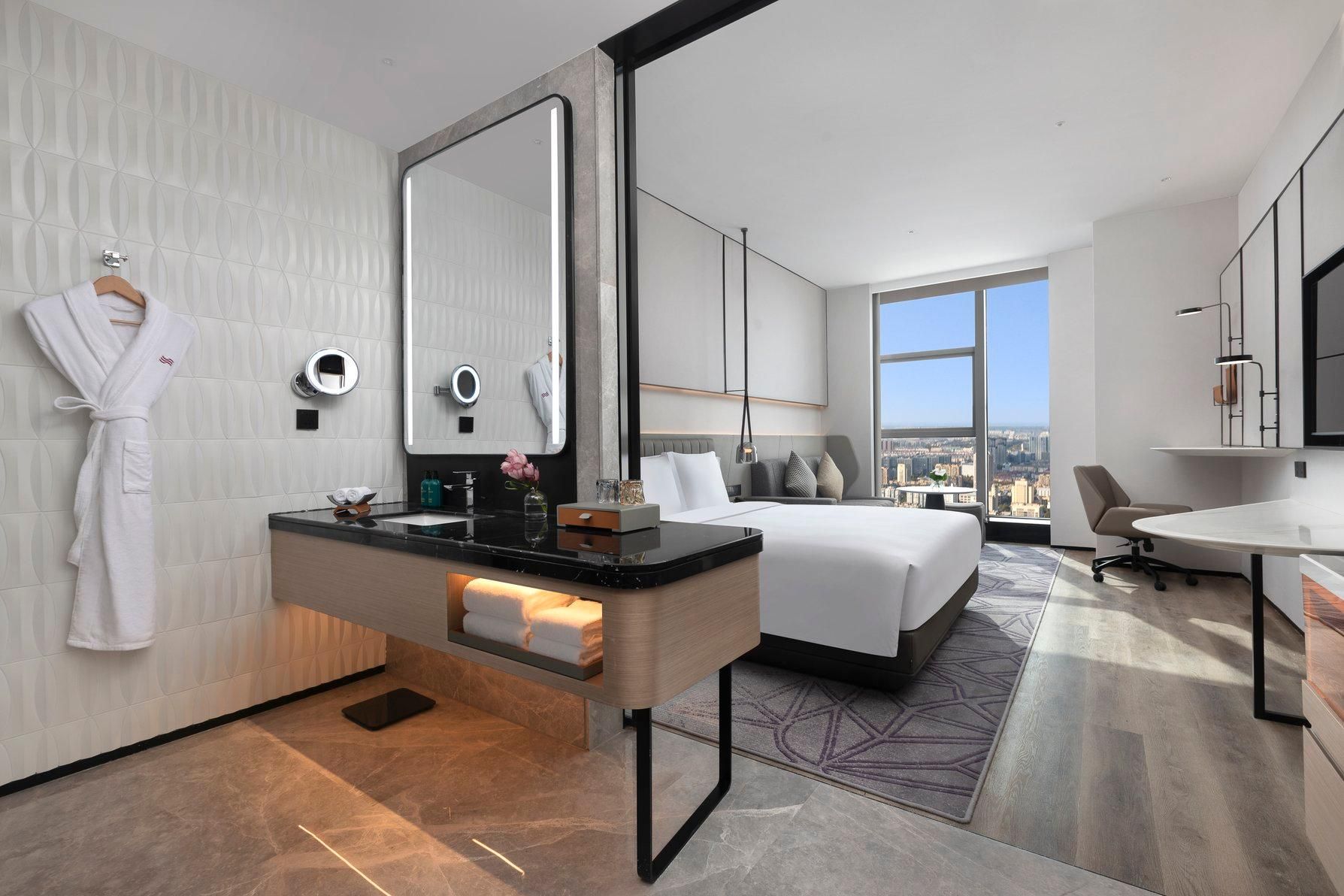 Crowne Plaza Taizhou City Center By IHG 1 King Standard 2