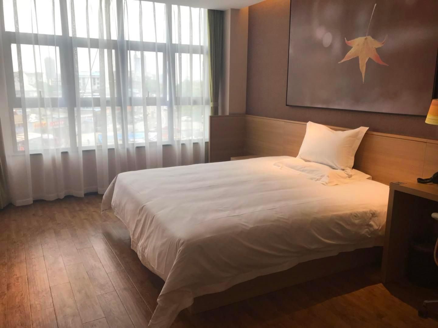 IU Compact U S Bed Room