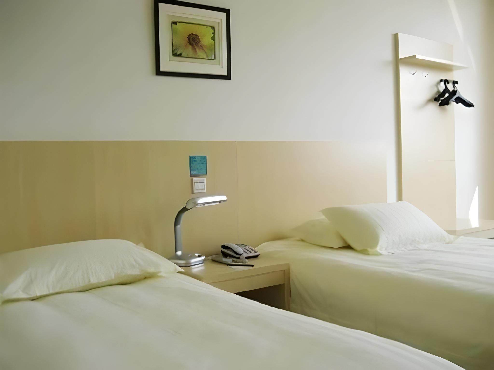Business Suite A