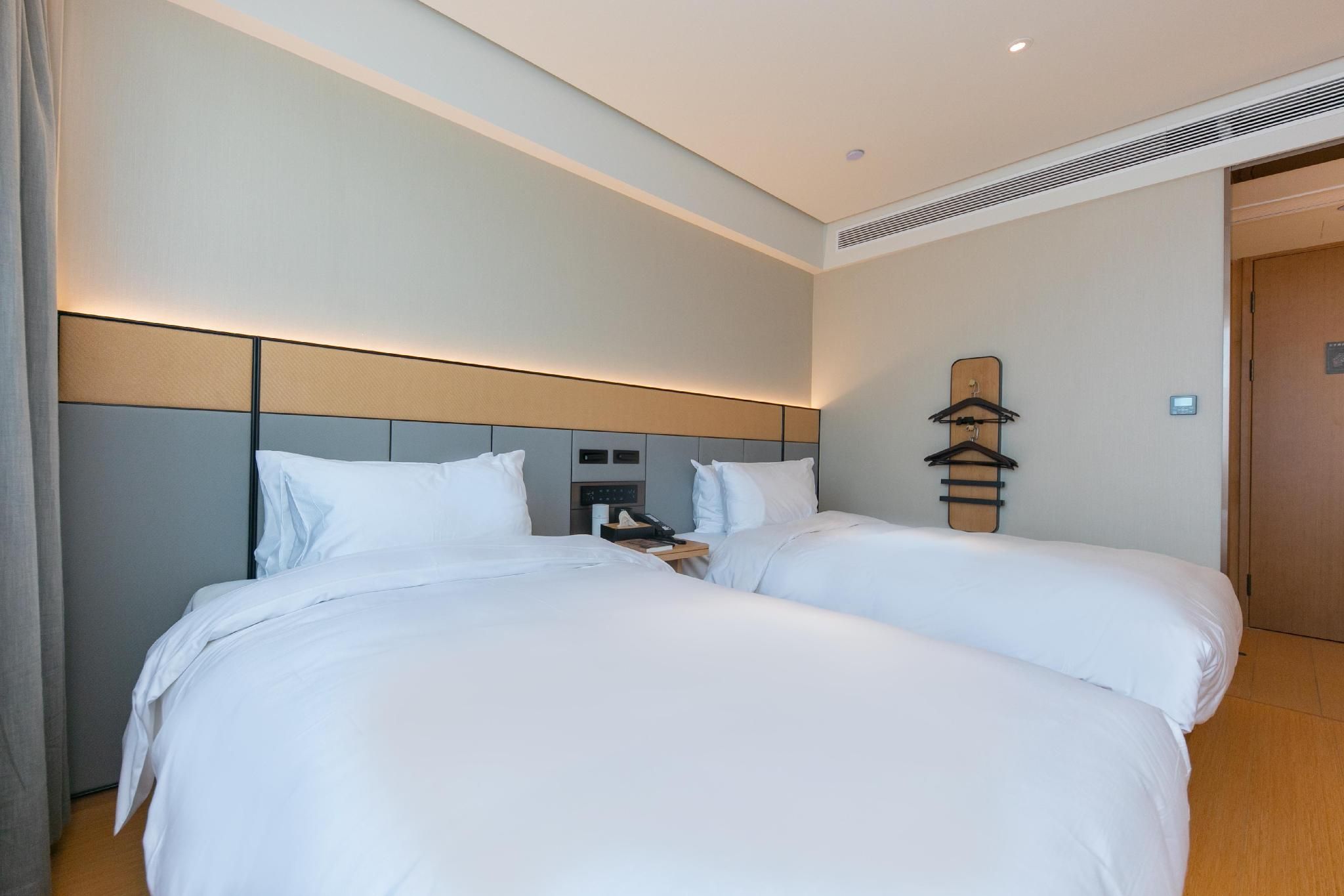 Huazhu - Superior Twin