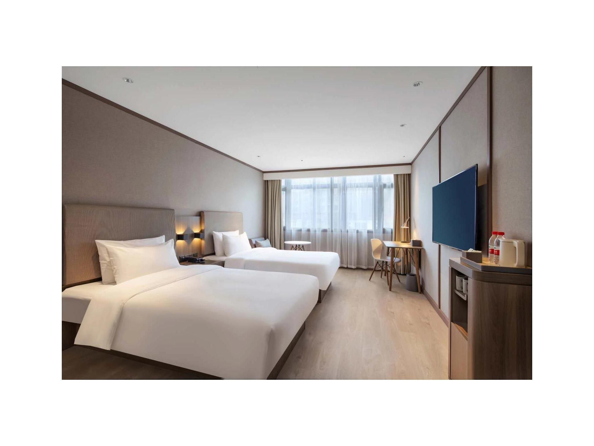 Twin Business Room
