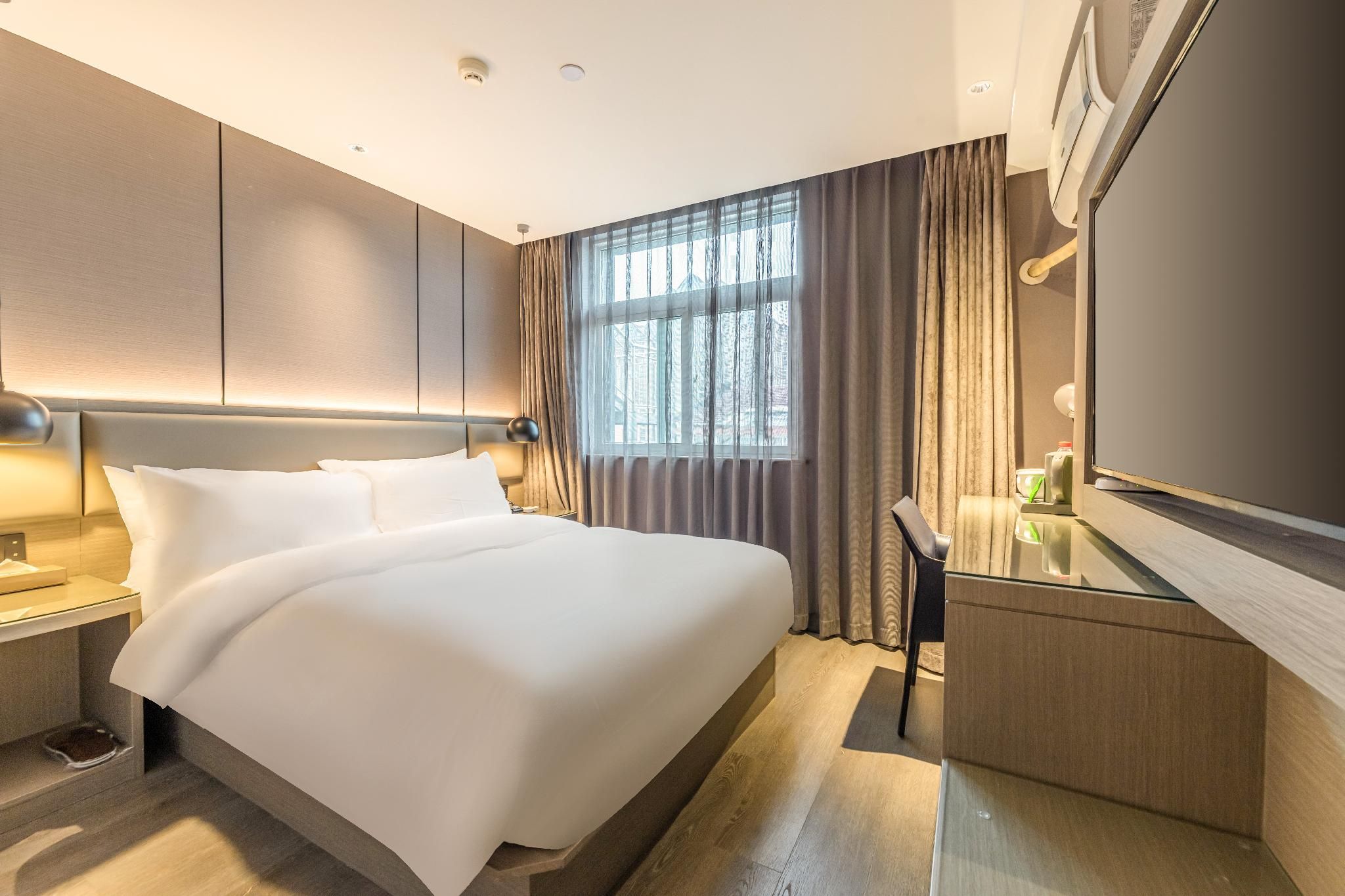 Ibis Styles Hotel Taizhou Jiangyan TV Station Huazhu - Room With Bed