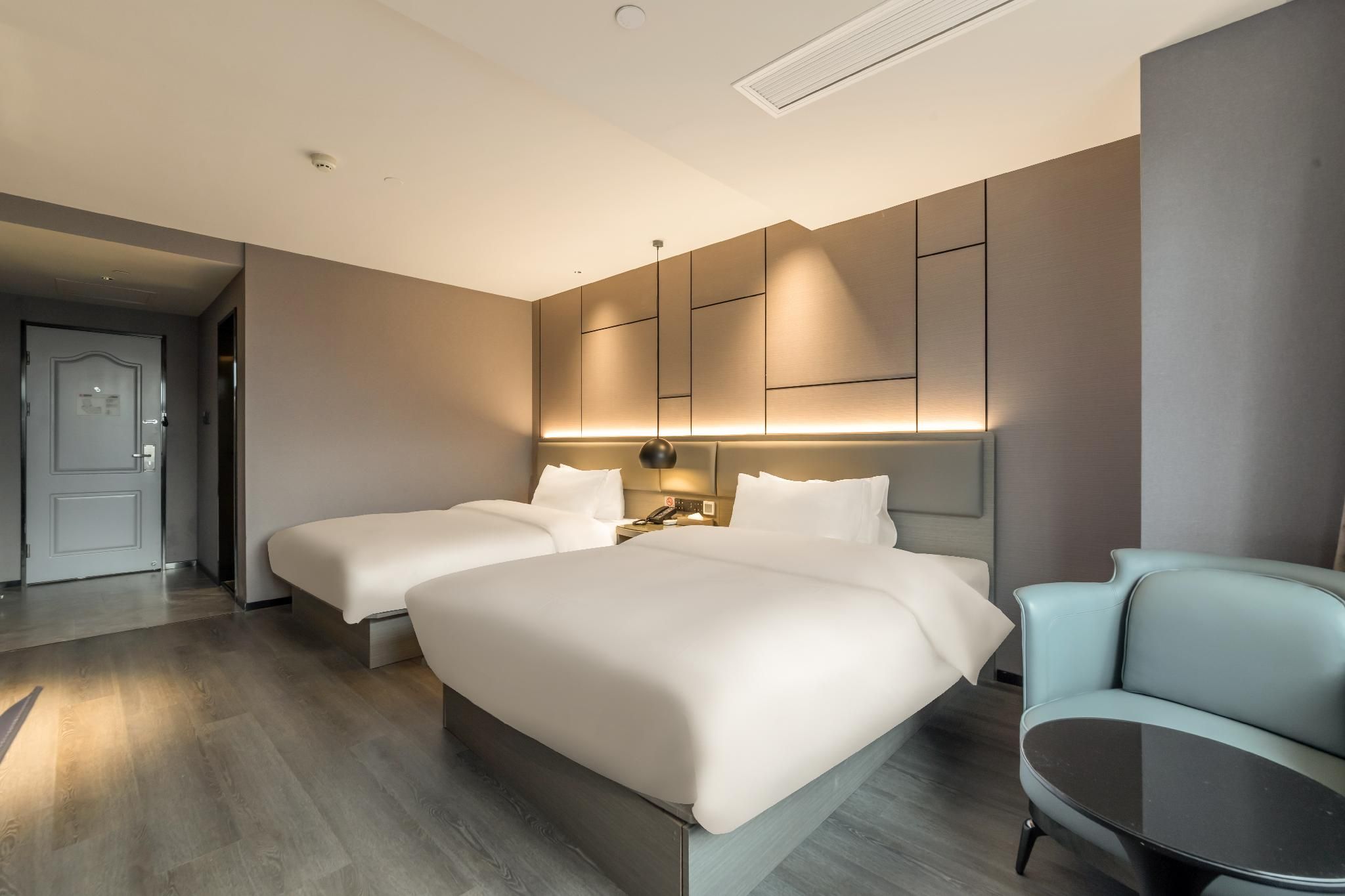 Huazhu - Superior Twin