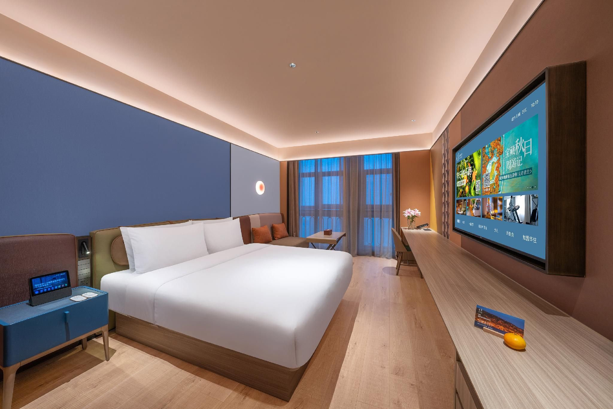Business Queen Bed Room