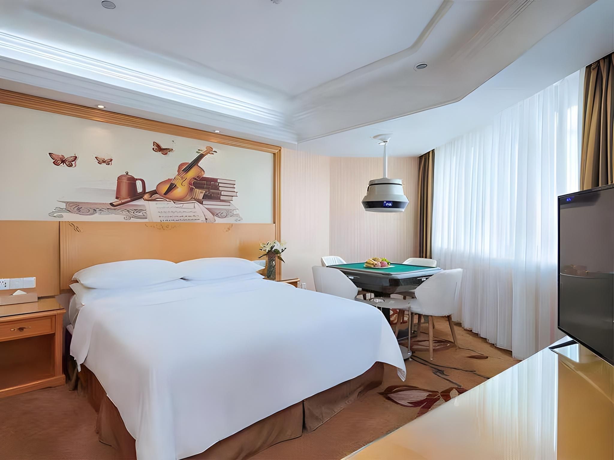 Vienna - Functional Chess Room