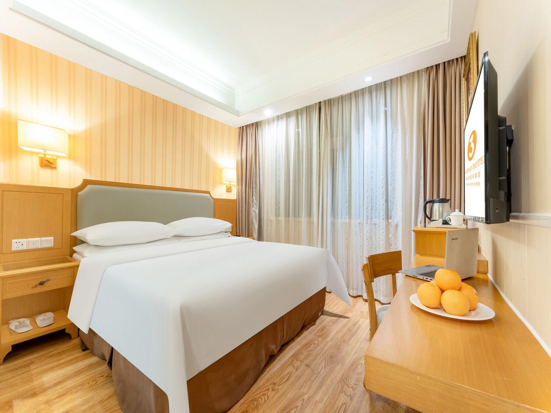 Standard - Queen Room