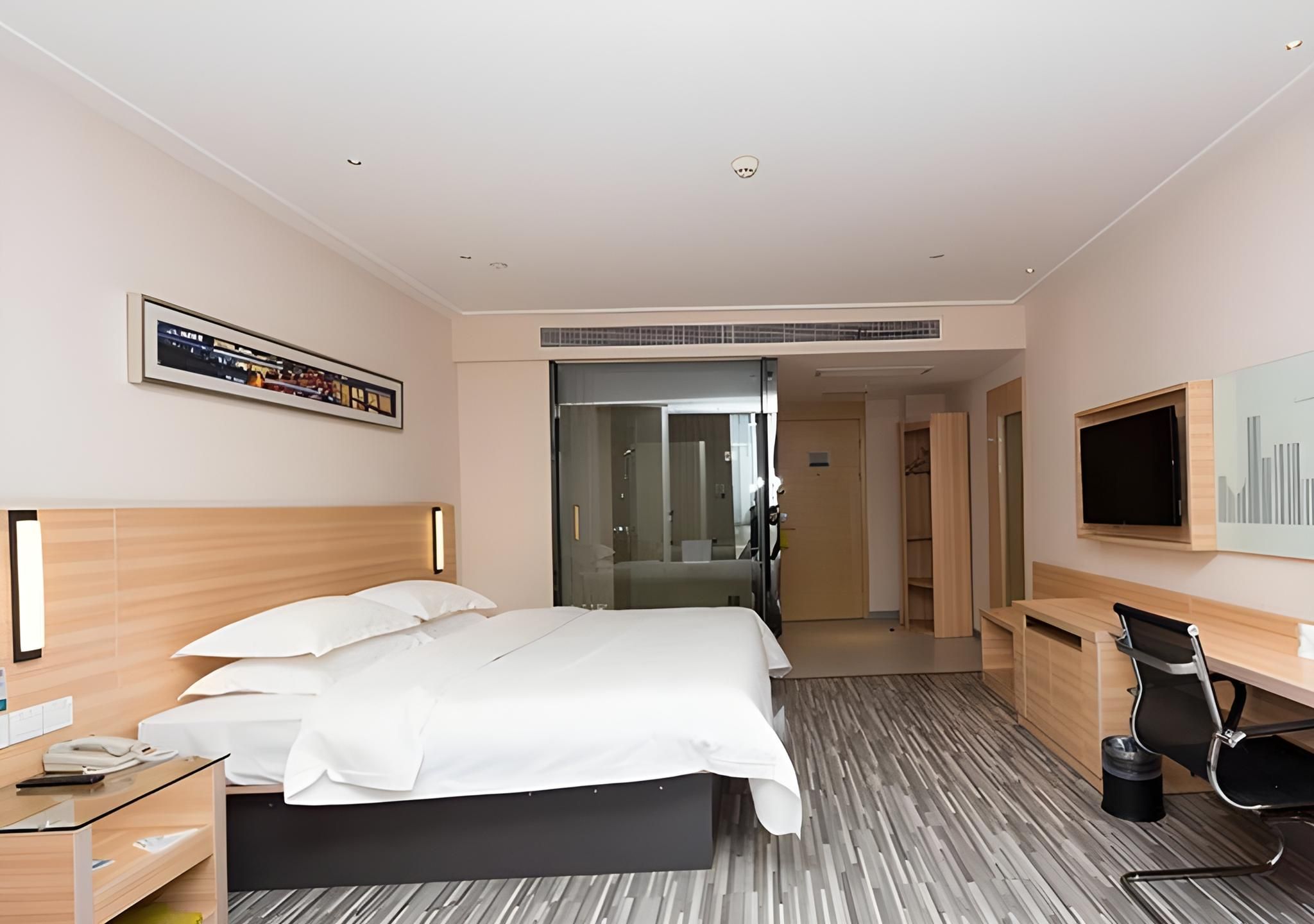 City Comfort Inn Xiangyang Minfa World City Minfa Plaza Stand Queen Room