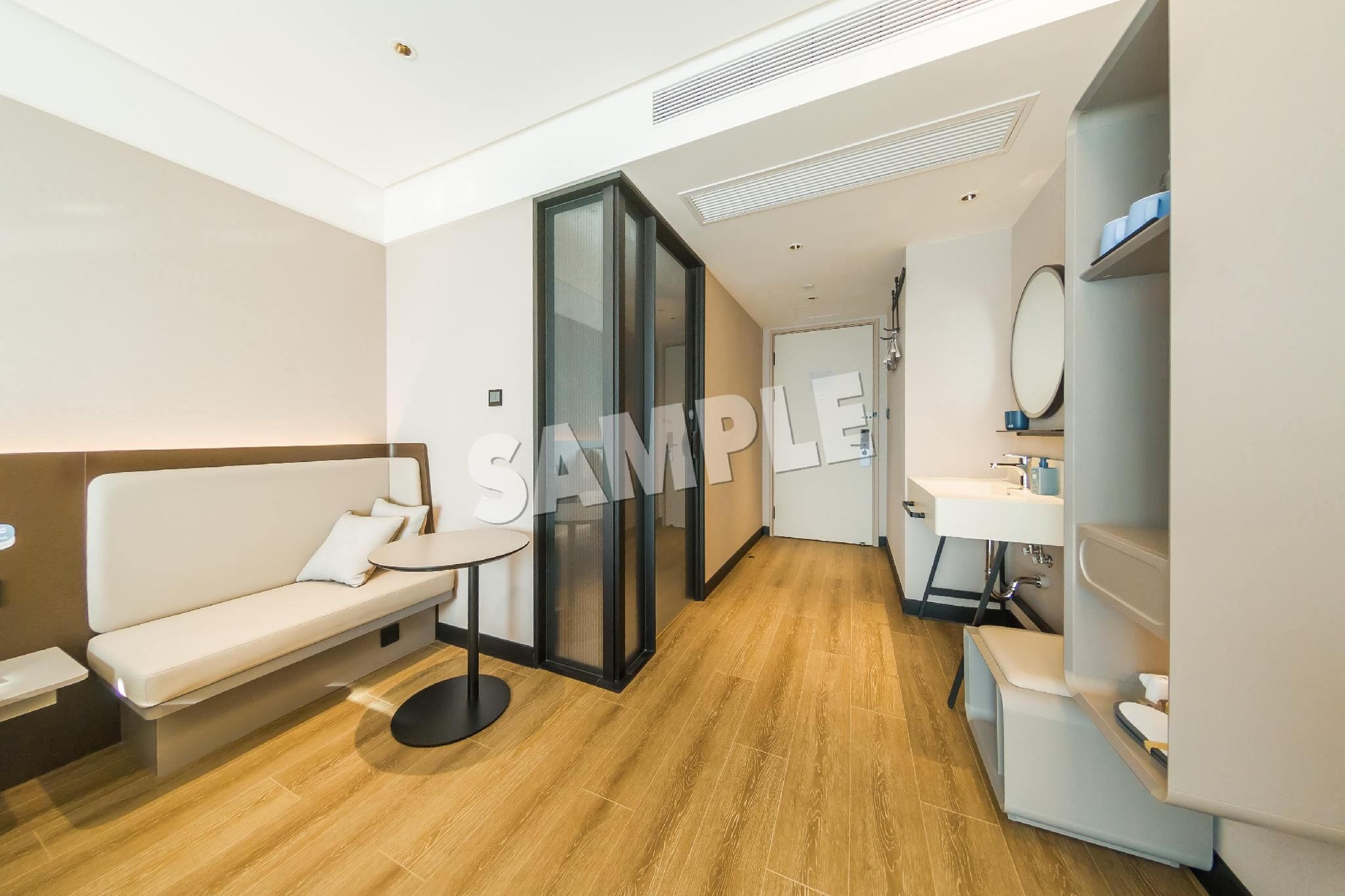 Business Queen Bed Room