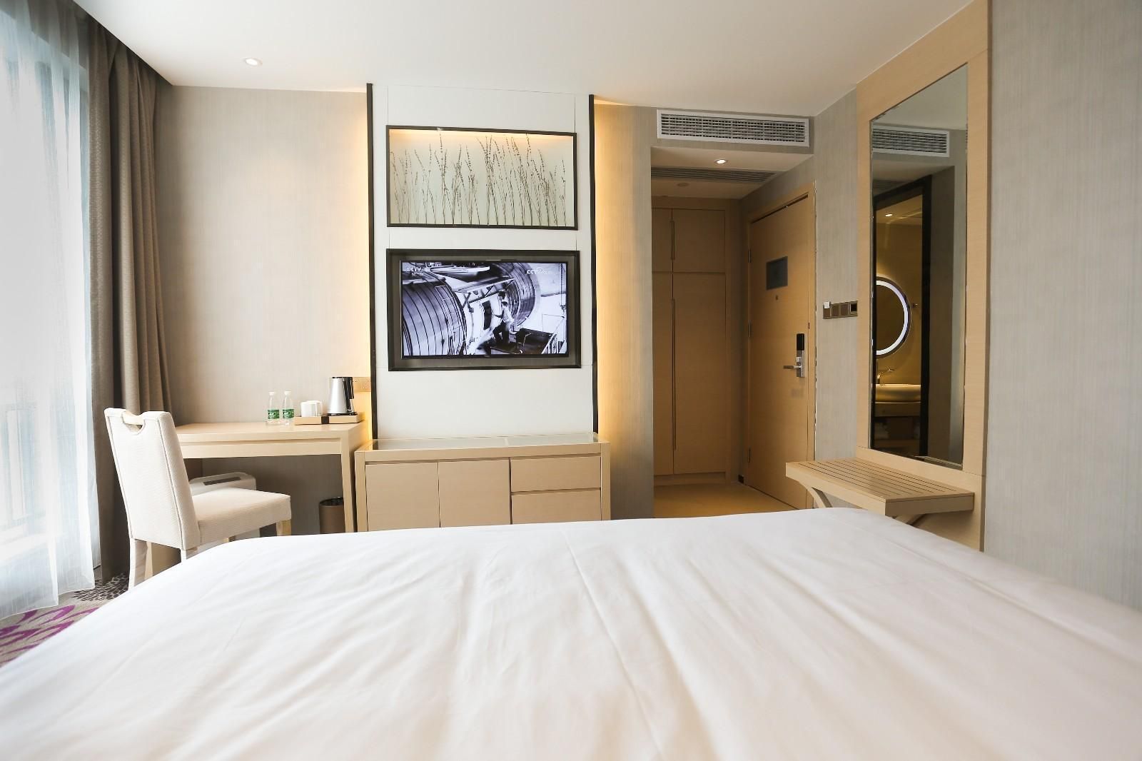 Lavande Hotels·Xiangyang Railway Station People's Square Deluxe Queen Combo