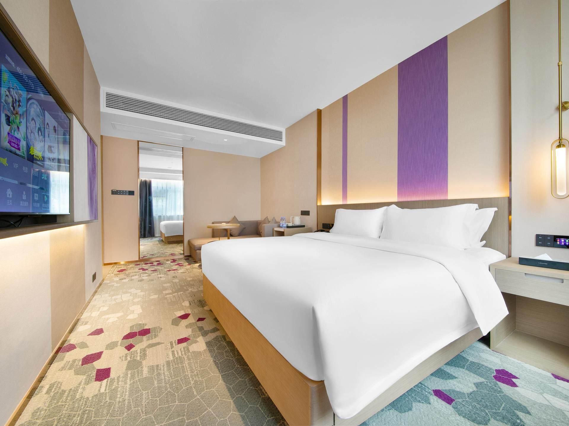 Lavande Hotel Xiangyang Walmart Minfa Plaza WH - Business 1 Bed Room