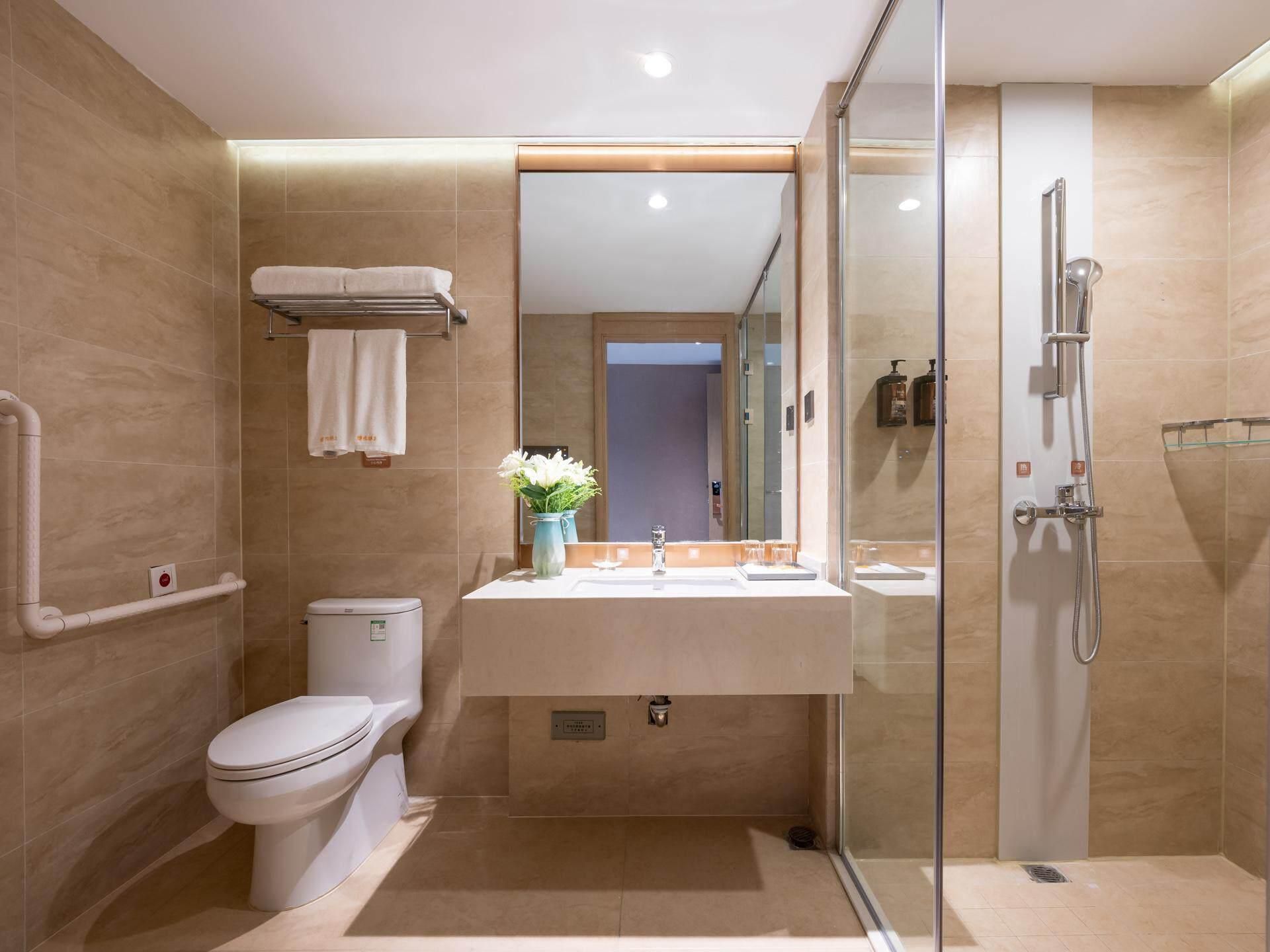 Vienna Hotel Xiangyang Greenland Deluxe Queen Room 3