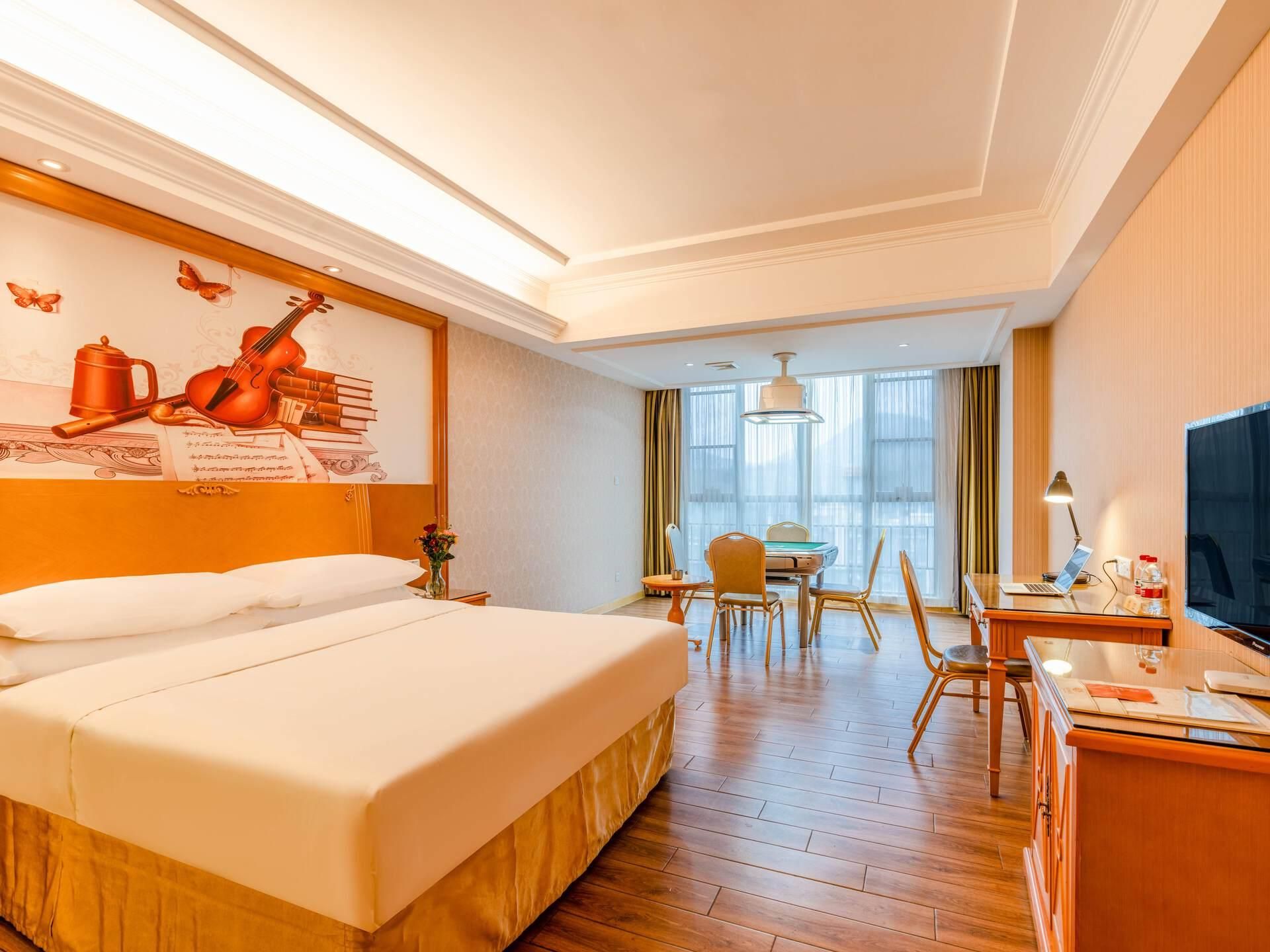 WH - Chess 1 Bed Room