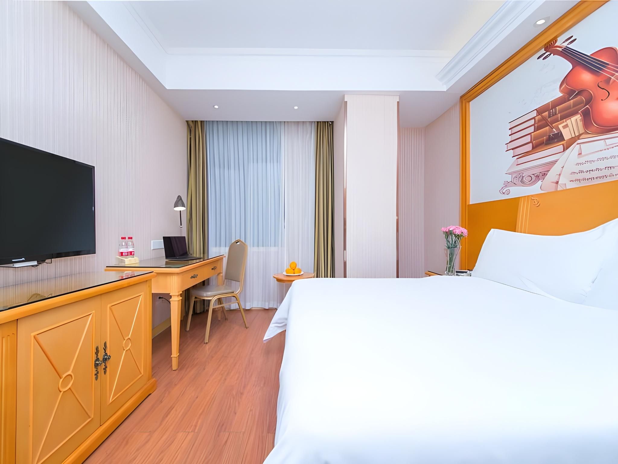Standard - Queen Room