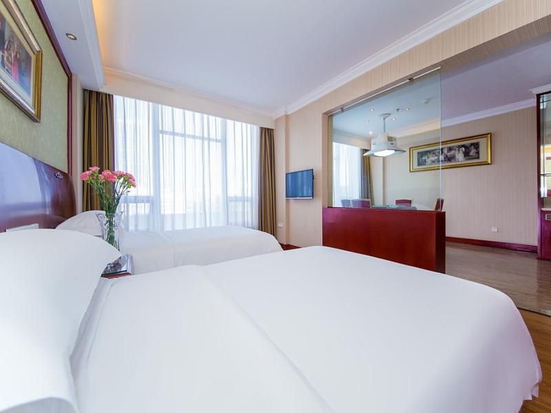 Twin Room with Bath