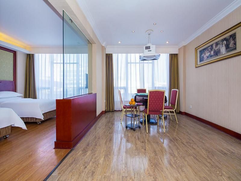 Twin Room with Bath