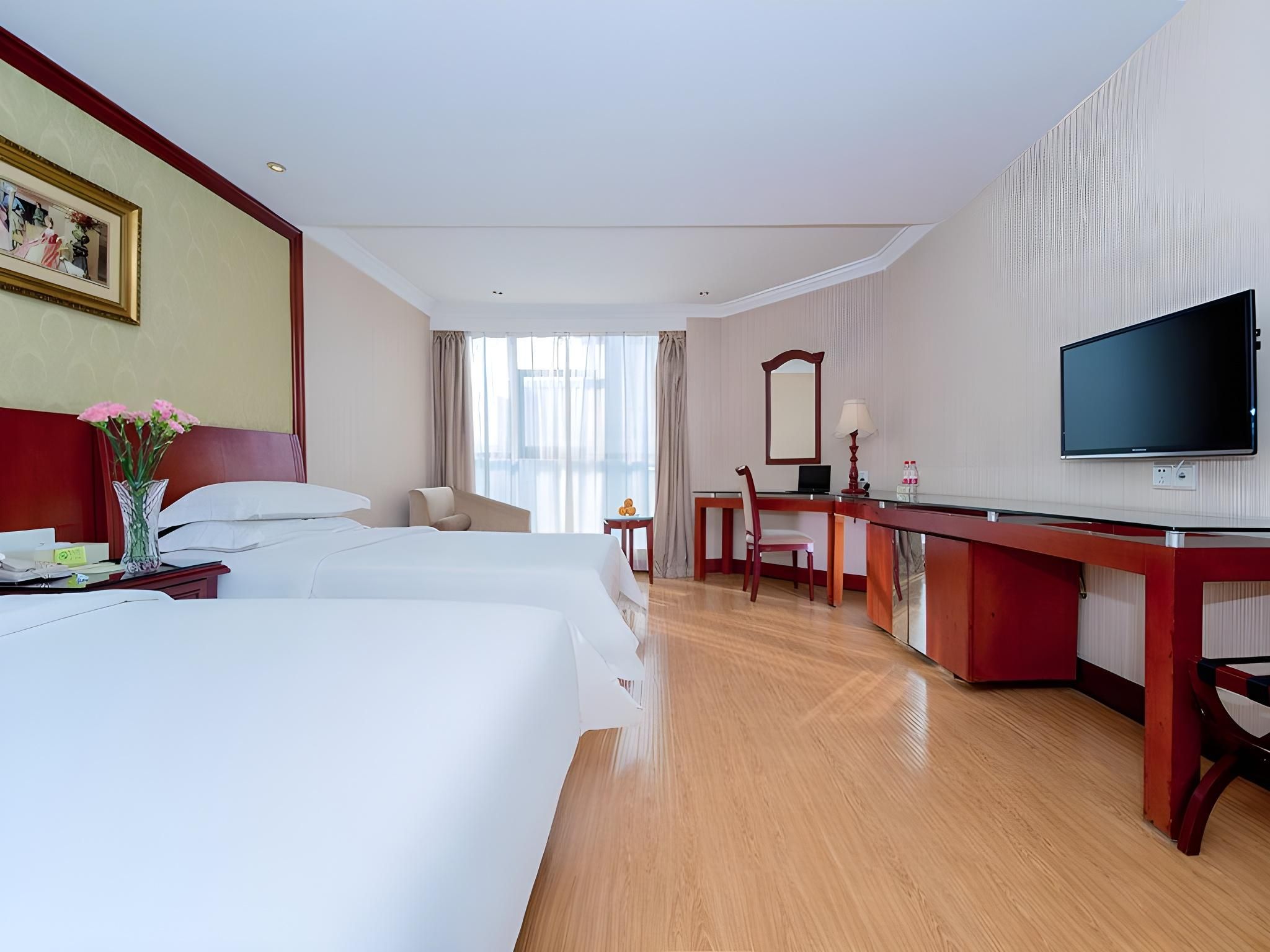 WH - Deluxe Room Twin