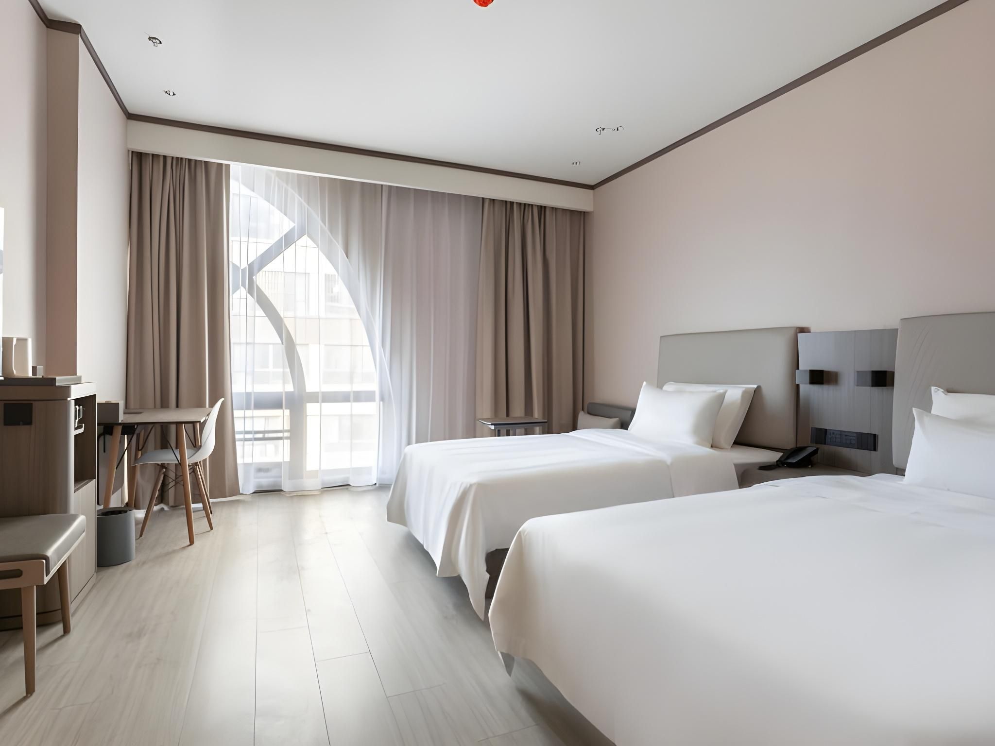 Huazhu - Business Twin Room