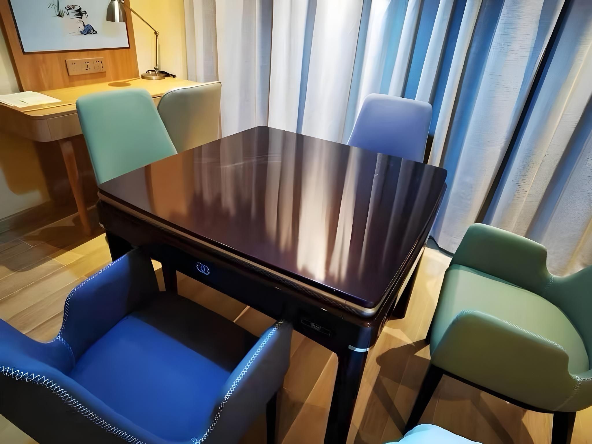 WH - Chess Twin Bed Room